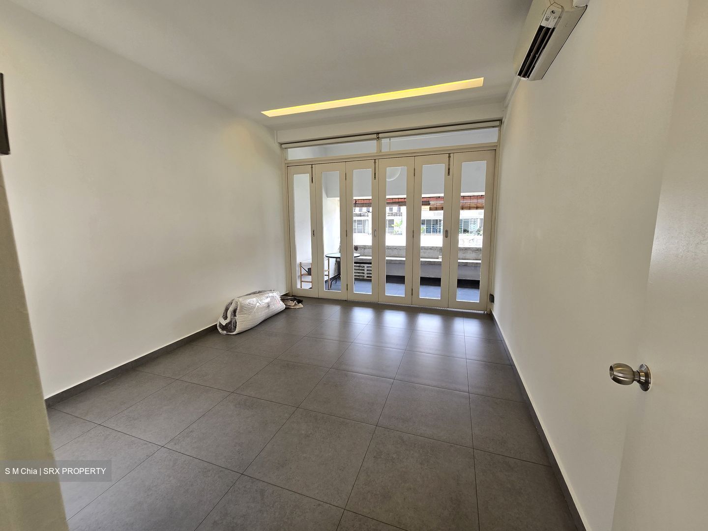 Tiong Bahru Estate (D3), Apartment #555611401
